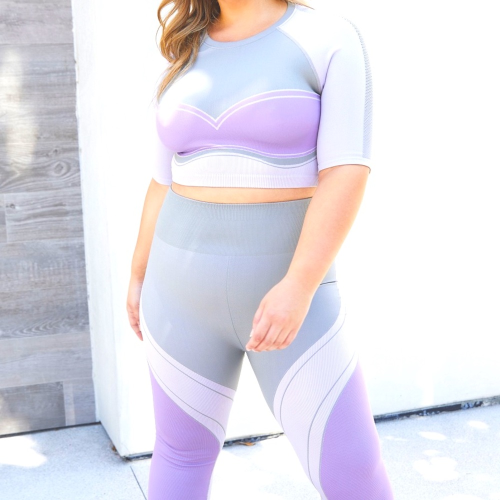 Fabletics Sofia Seamless 2-piece  Crop Top + Leggings Set